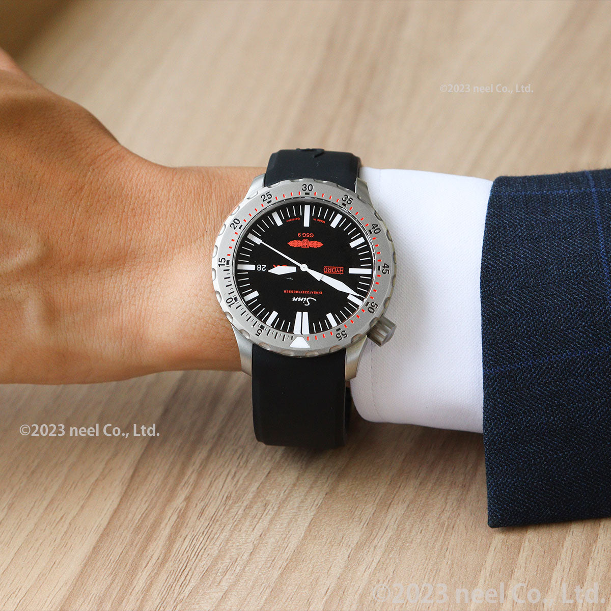 Sinn ジン UX.GSG9（EZM2B） 腕時計 メンズ Diving Watches ダイバーズ