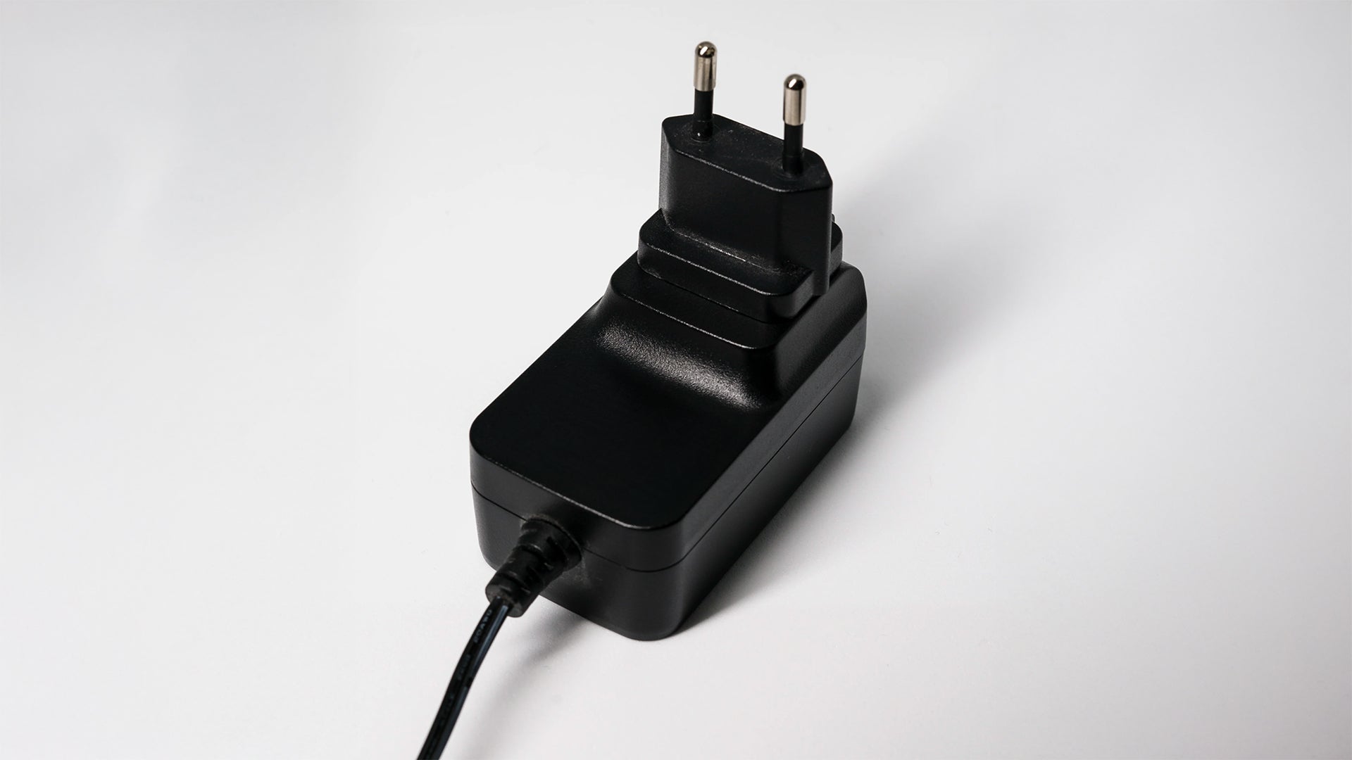 Quad Cortex 用電源アダプター（PSU） – Neural DSP 日本公式