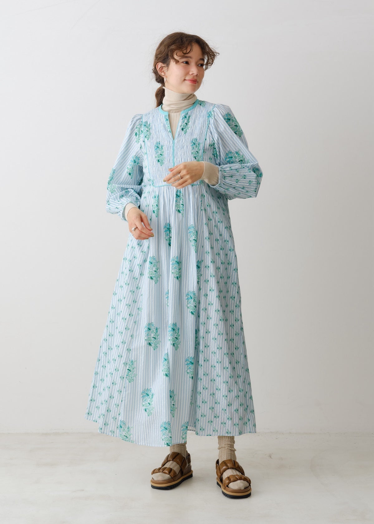 Scheduled for delivery in mid-January] Cotton Jacquard Lily Print