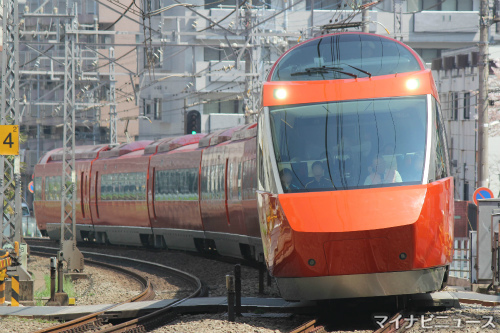 小田急GSE(70000形)新型ロマンスカー初乗車、複々線区間の走りは