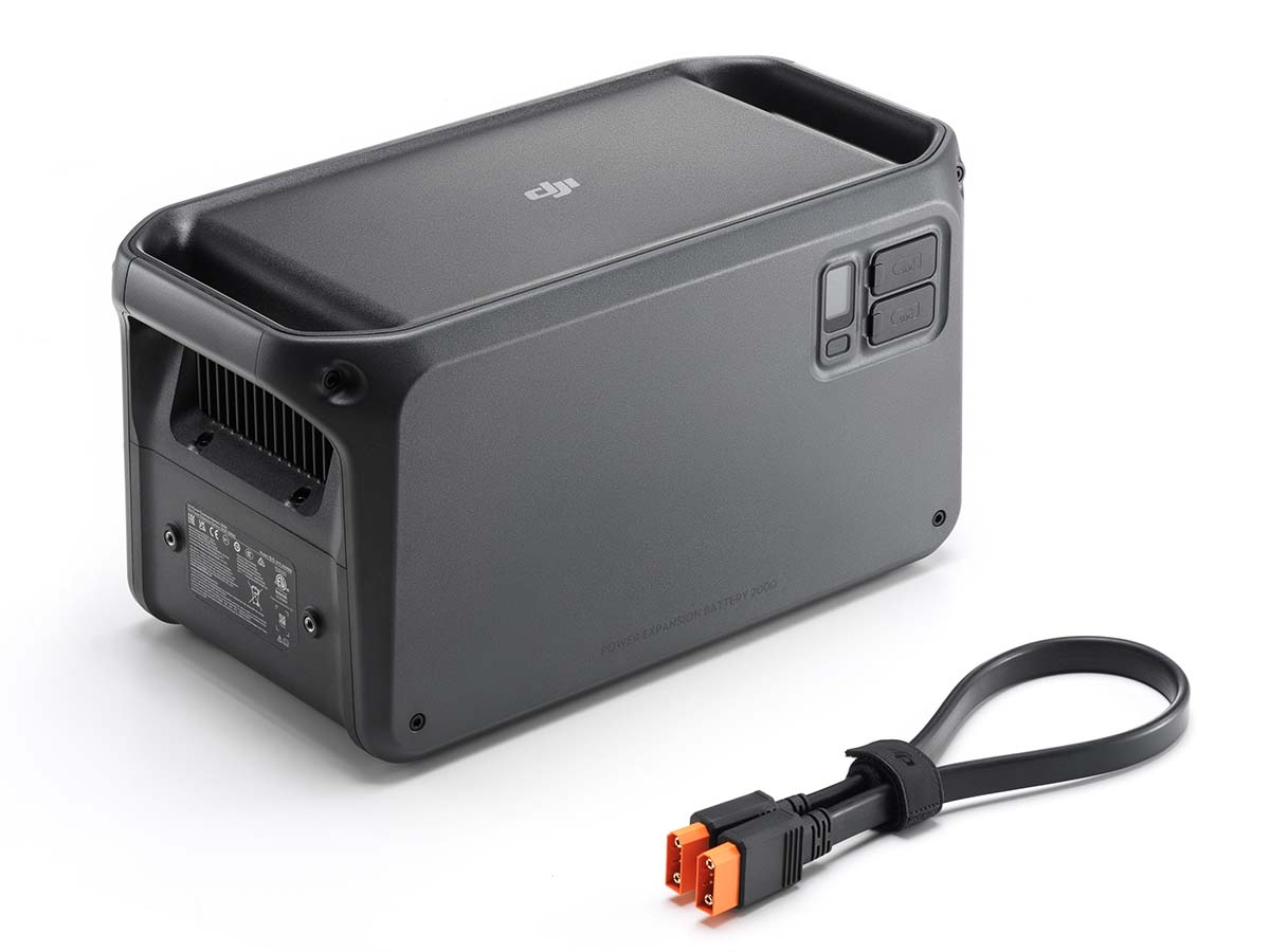 DJI、ポータブル電源「Power 1000」用の拡張バッテリー スマホ連携も
