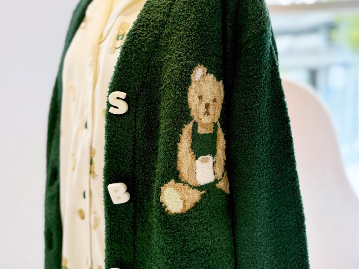 完売品！スタバ✖︎ジェラピケコラボクマ刺繍 フリースルームウェア