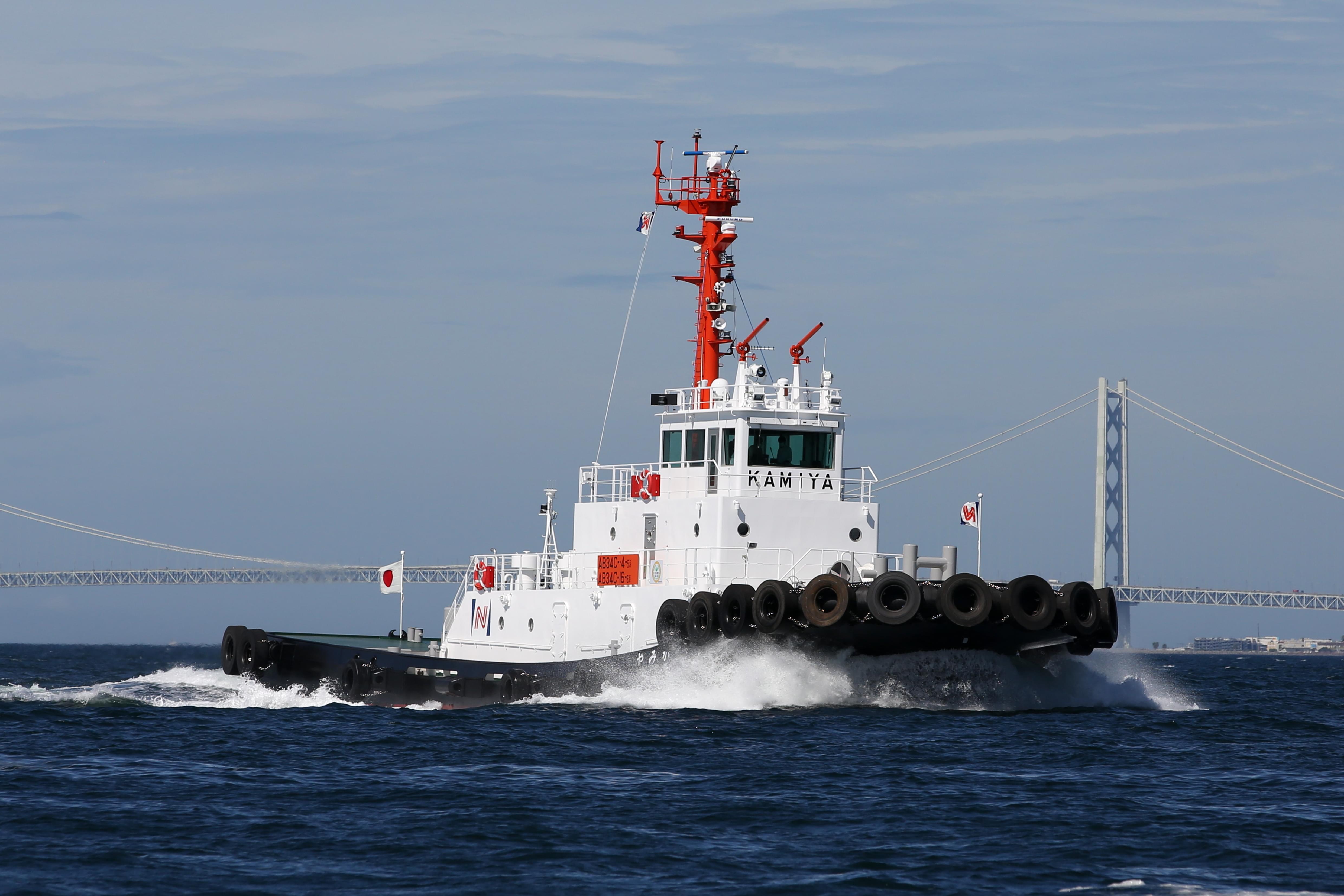運航船舶｜かみや | 日本栄船株式会社 - NIHON TUG-BOAT CO.,LTD