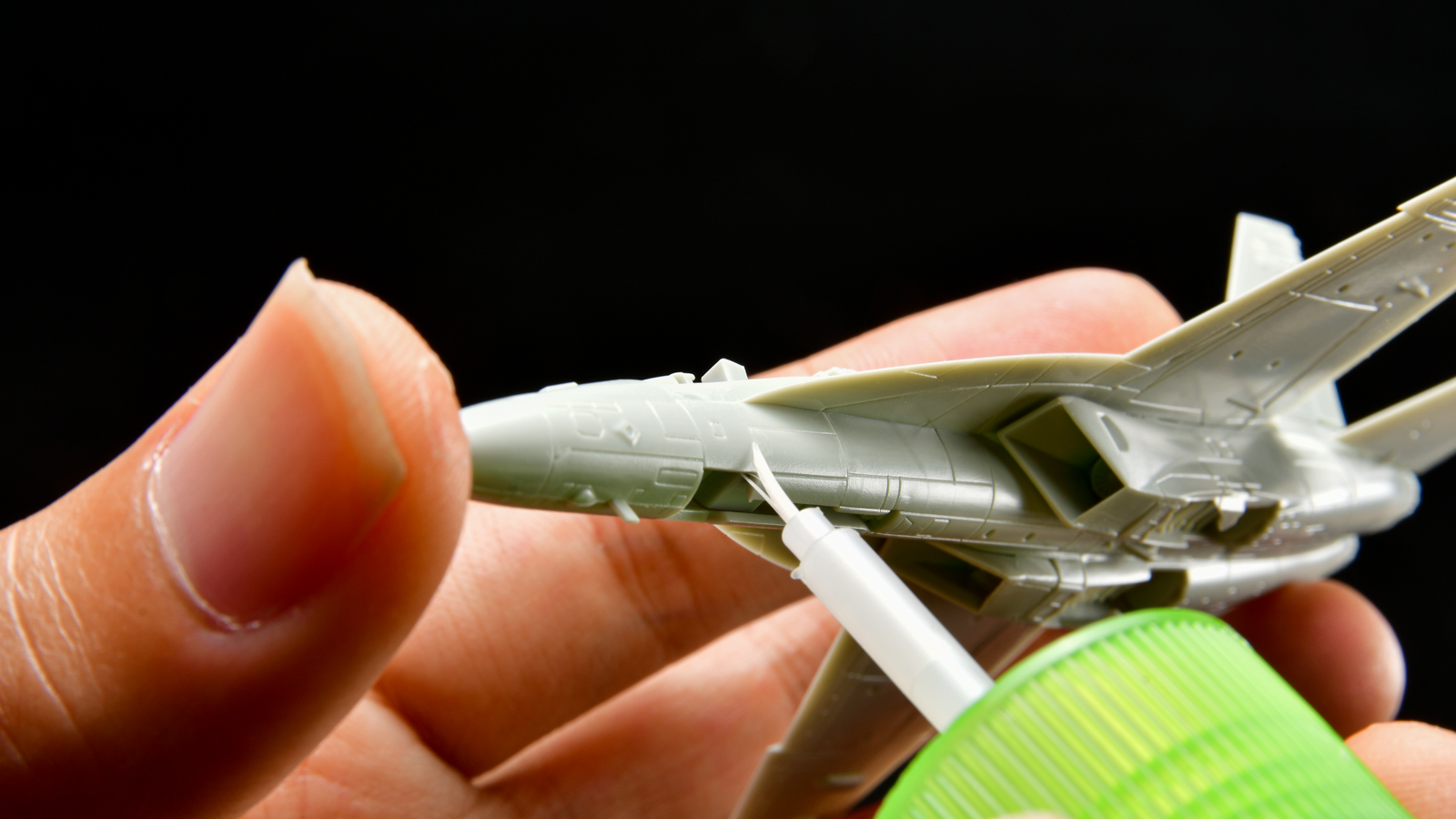 ジェット戦闘機を今すぐ組みたいあなたに贈る超オススメプラモデル