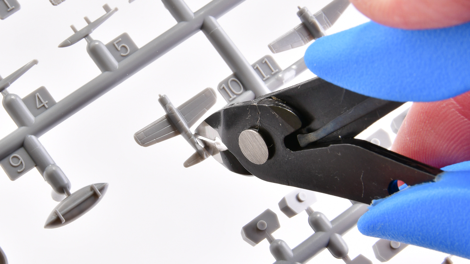 工具レビュー】「何を買えばいい？」にこれ一択。プラモデル仲間を