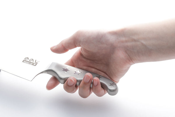 プロにもおすすめ 調理全般万能サイズの包丁『UD調理用ナイフ-ペティ