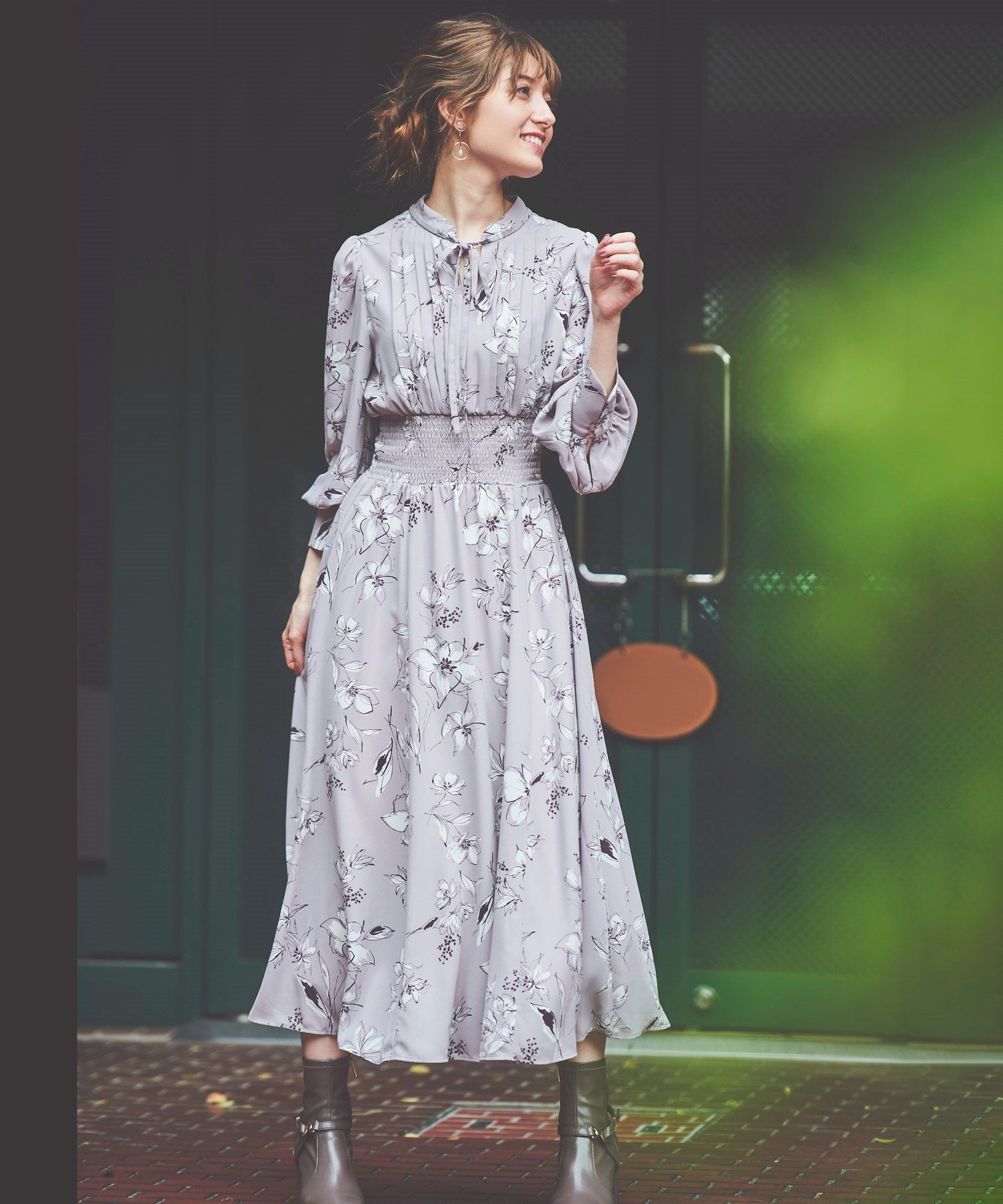 フラワーボウタイワンピース | ロングワンピース | NOELA OFFICIAL WEB