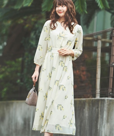 ミモザ刺繍ワンピース | ロングワンピース | NOELA OFFICIAL WEB STORE