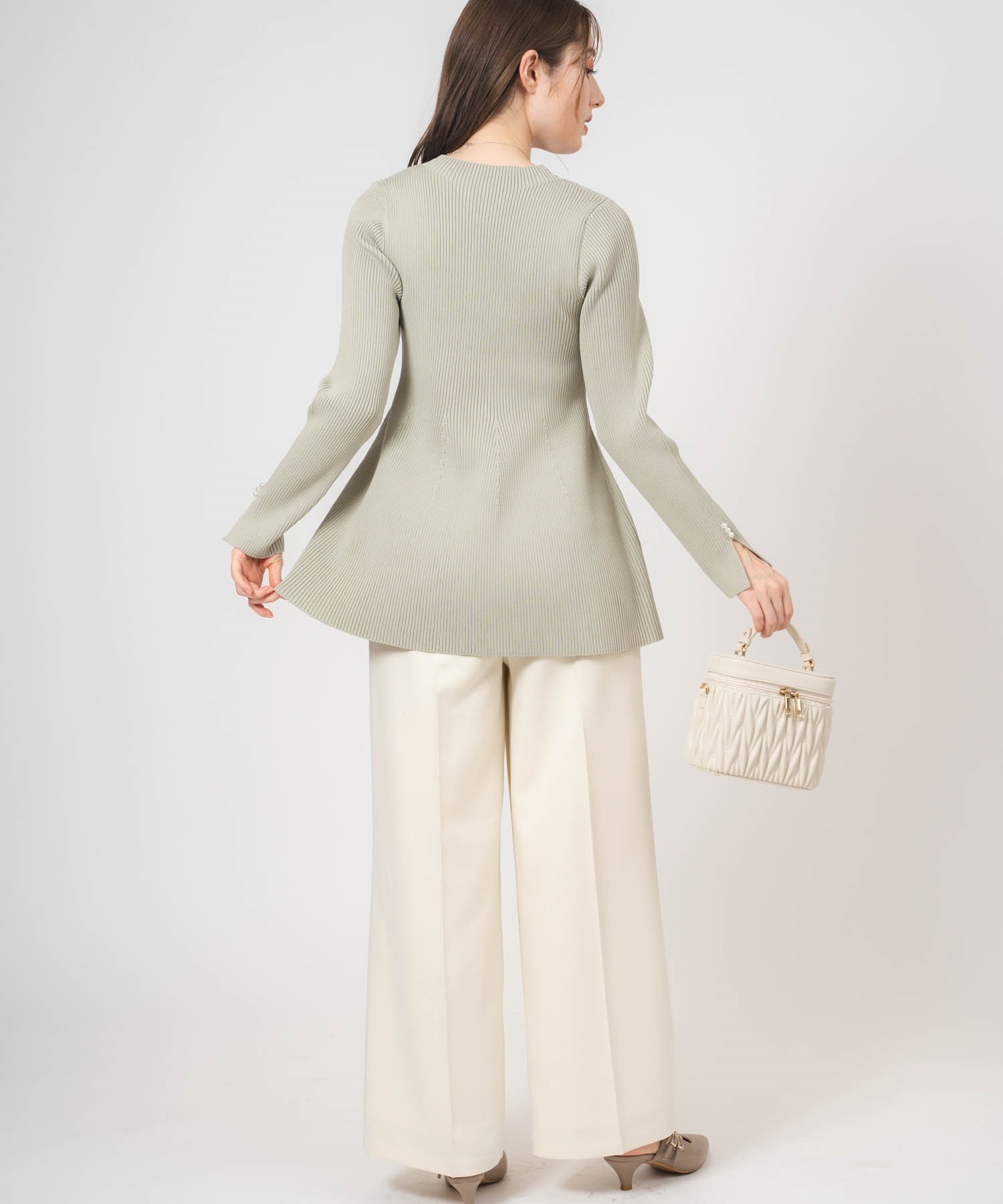 タックデザインストレートパンツ | その他パンツ | NOELA OFFICIAL WEB