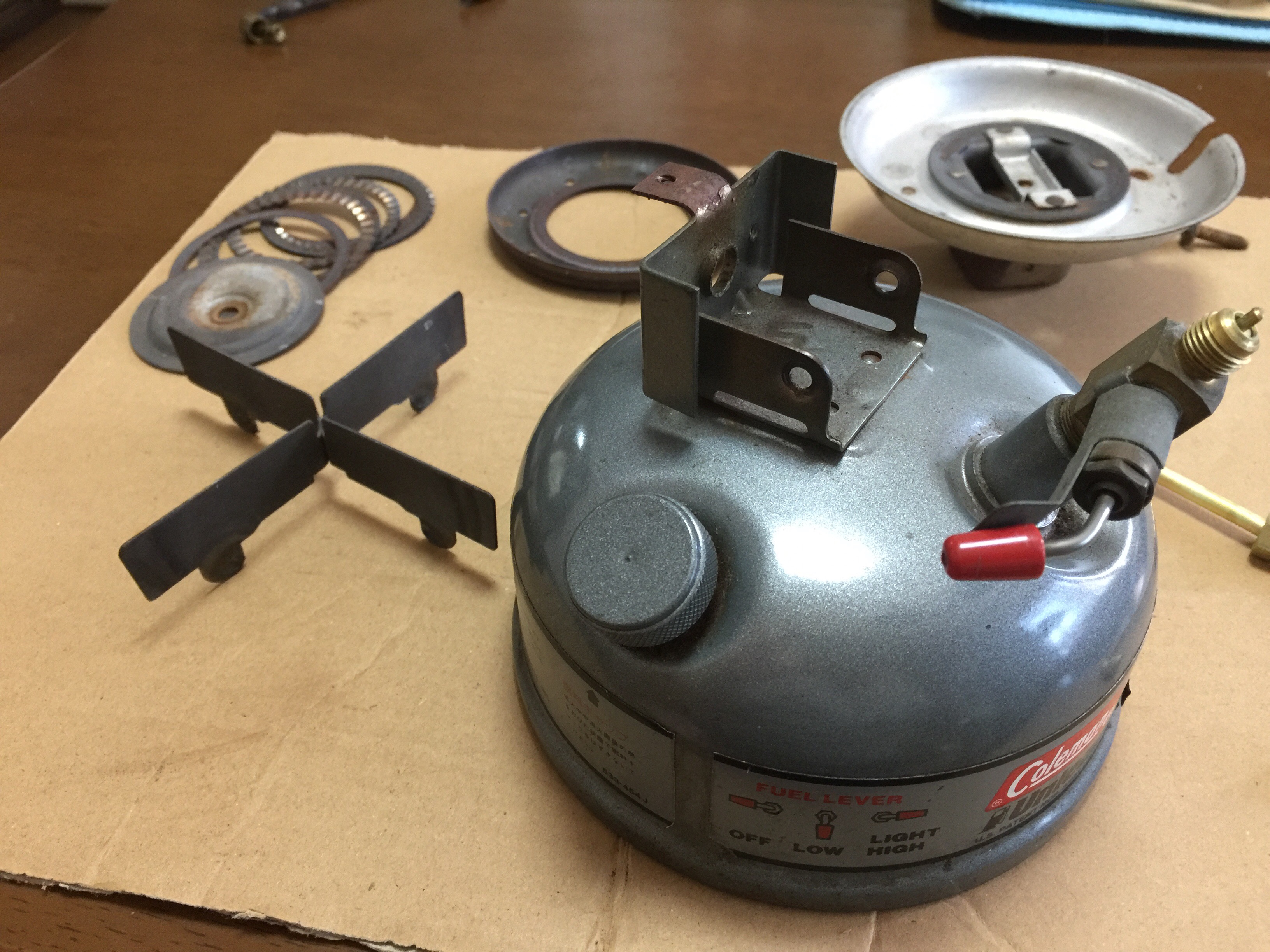 コールマンシングルバーナー533アンレデッドのメンテナンスで