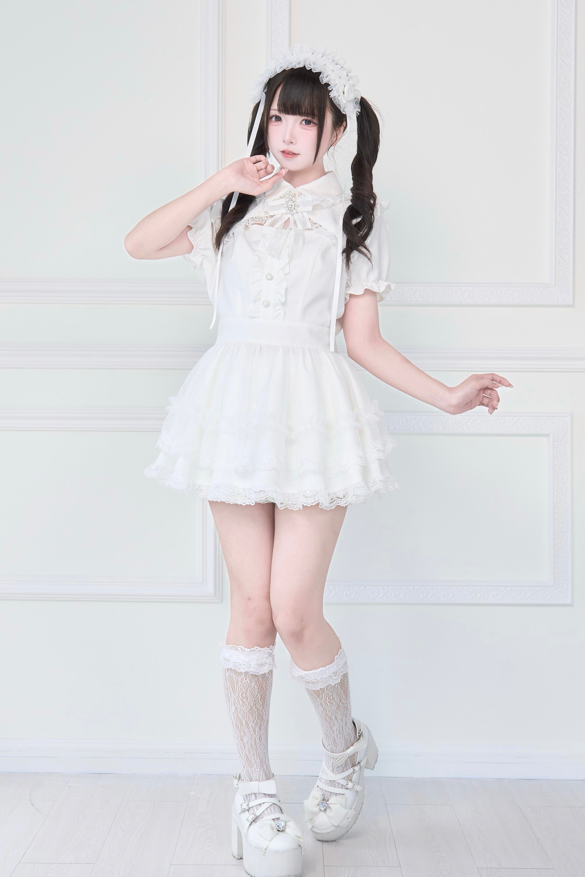 ブローチ付き姫袖レースワンピースセット – NoGenki