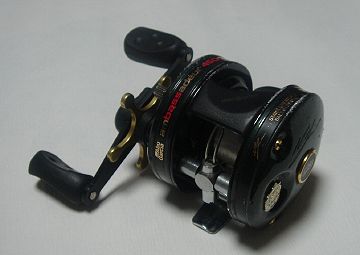 ABU Ambassdeur 4600C の分解整備