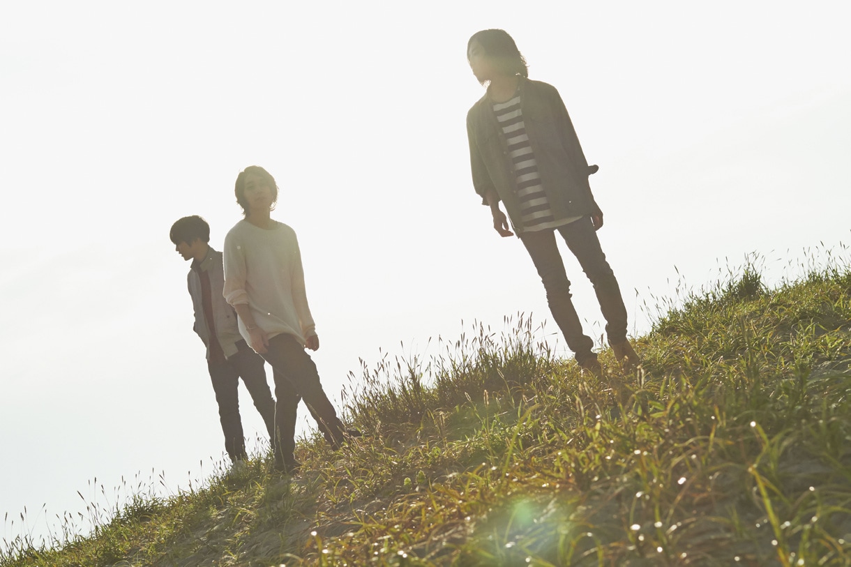 Galileo Galilei、温めていた新曲が「まじっく快斗」EDに - 音楽ナタリー