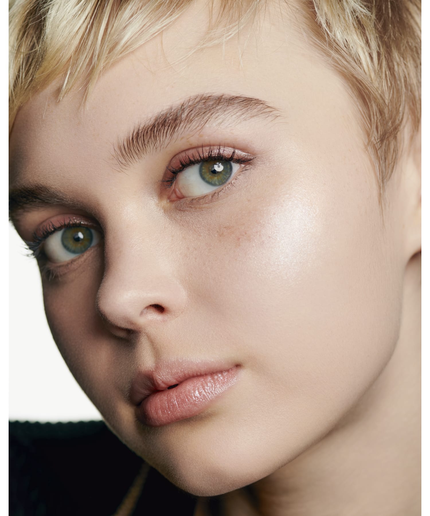 ボーム エサンシエル フェイスカラー（ハイライト/シェーディング