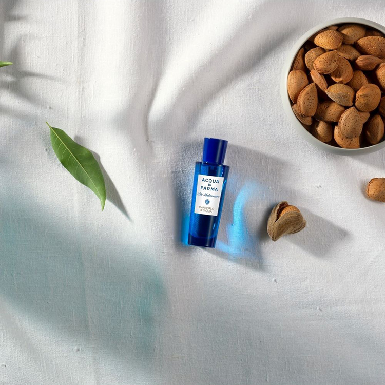 シグネチャーズ オブ ザ サン ザッフェラーノ オーデパルファム 20mL