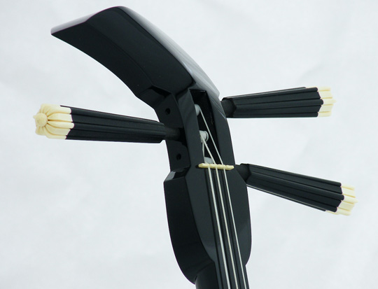 渡慶次三線工房 （渡慶次 道政）|沖縄県三線製作事業協同組合