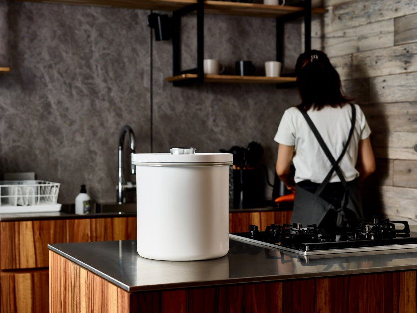 OoBLE 真空保存容器 BLACK 13L OoBLE オーブル 米びつ 真空保存容器