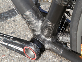 フルカスタムのカーボンフレーム PARLEE Z1 サイクルスポーツの特集