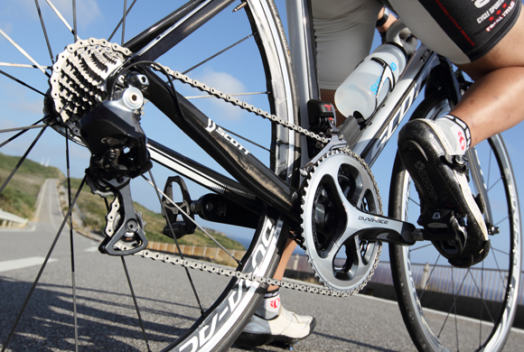 9070系デュラエースDi2、6870系アルテグラDi2もシンクロシフトに対応