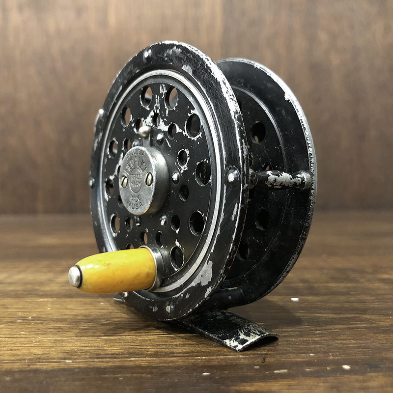 Pflueger Medalist 1492 Round Line Guard Early Model Fly Reel