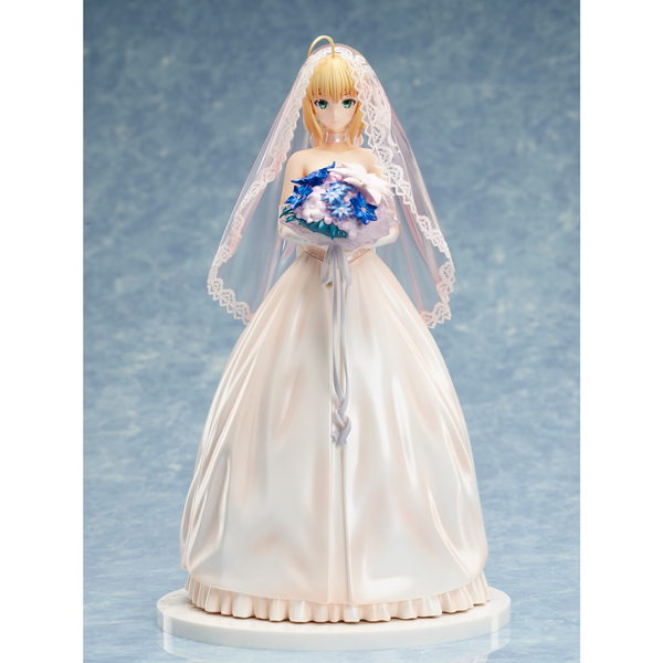 セイバー ～10thロイヤルドレスver.～ 1/7スケールフィギュア