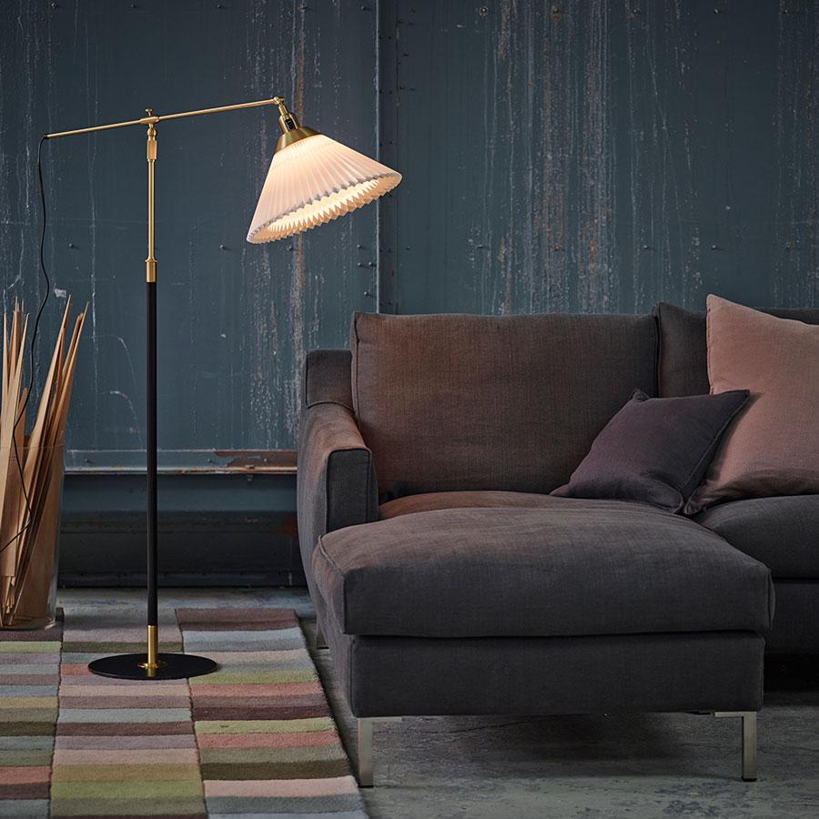 LE KLINT | MODEL 349 フロアランプ｜【公式】ACTUS online｜家具