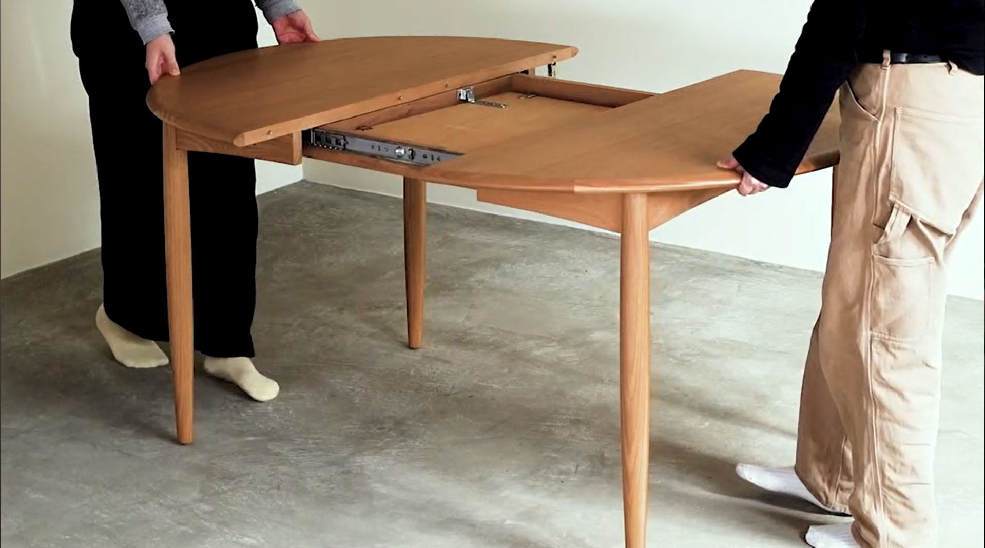 H.W.F ダイニングテーブル ラウンド｜【公式】ACTUS online｜家具