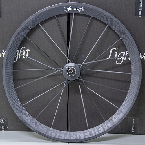 Lightweight Rundkurs チューブラーフロントホイール