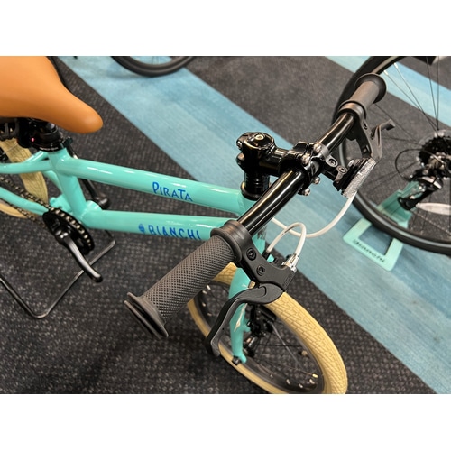 BIANCHI ( ビアンキ ) キッズバイク PIRATA 16 ( ピラータ 16 ) CK16
