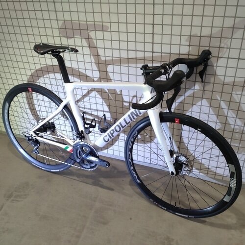 CIPOLLINI ( チポッリーニ ) ロードバイク 【元試乗車】 BOND2 DISC