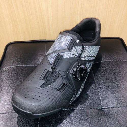 SHIMANO ( シマノ ) ビンディングシューズ SH-XC300 ( XC3 ) ブラック