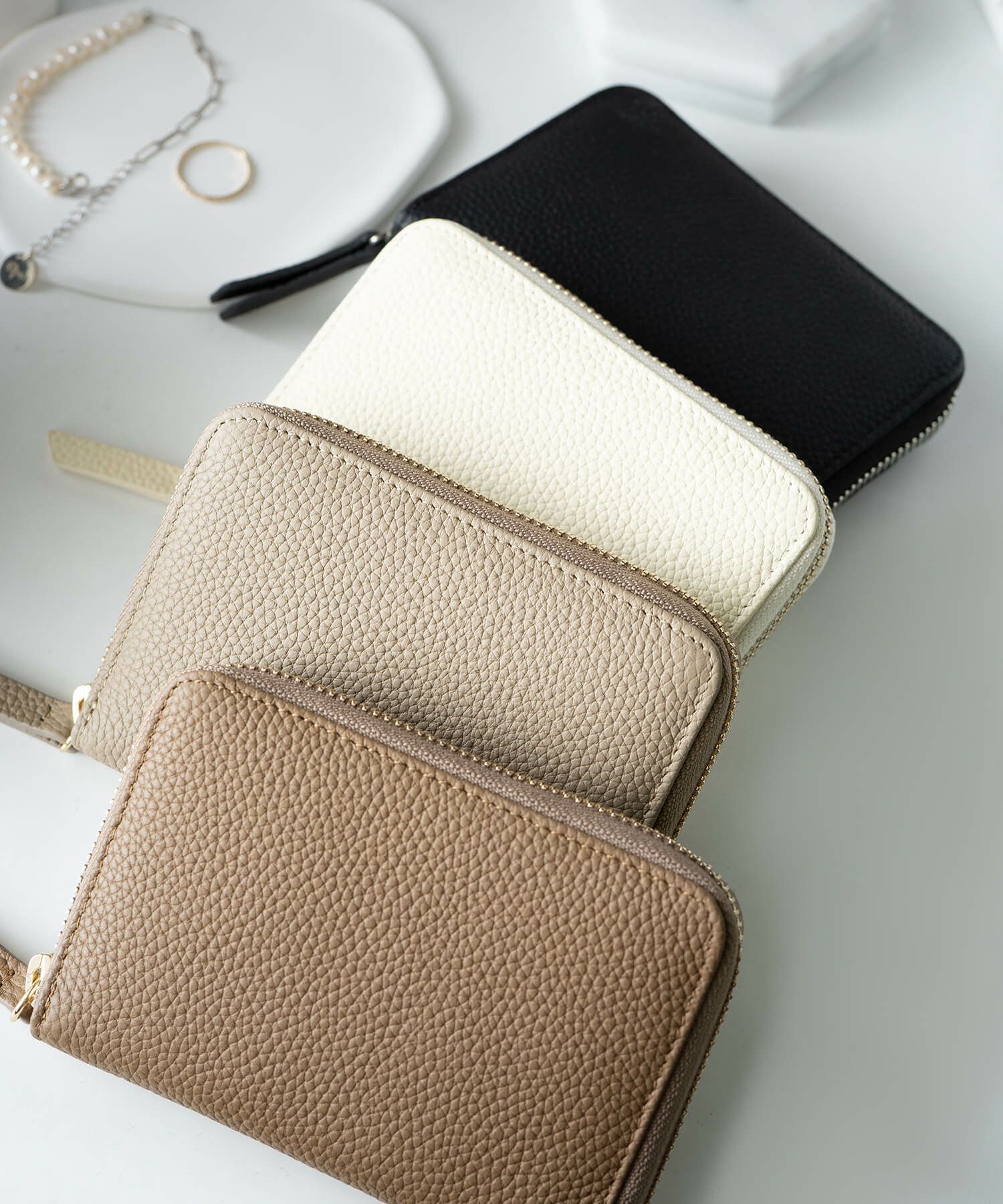 ジュエリーポーチ 本革 【COFFREA コフレア】 アクセサリーポーチ 収納