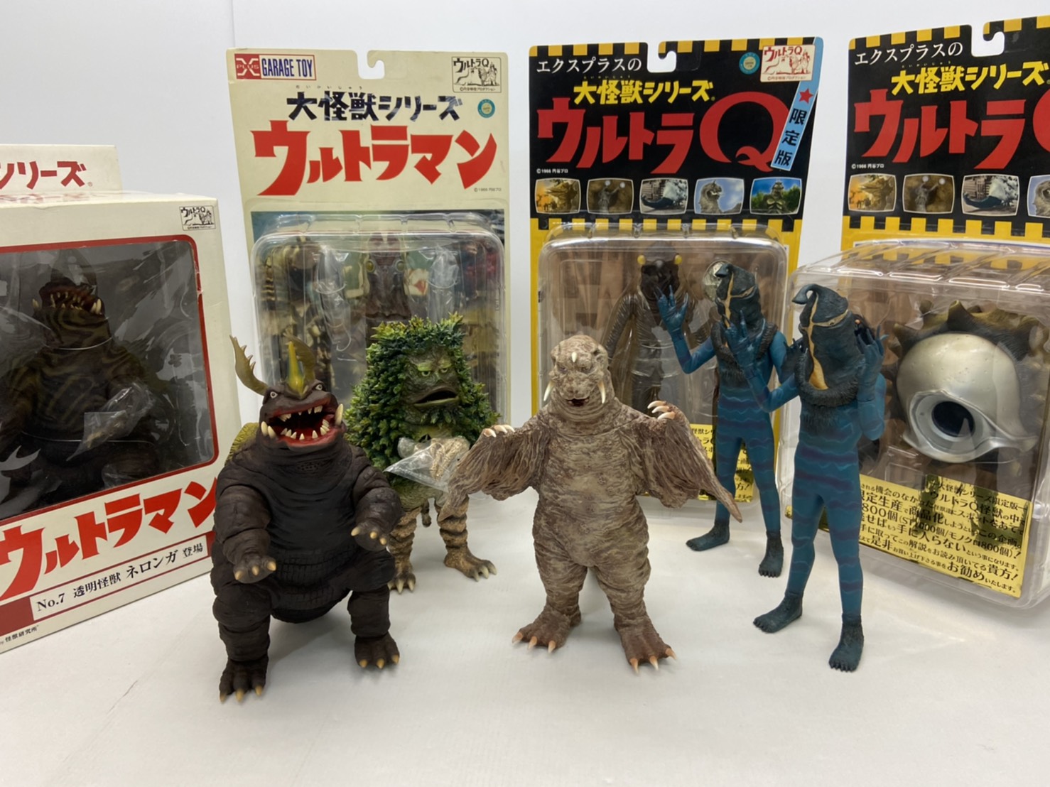 エクスプラス大怪獣シリーズ セミ人間 カラー版 美品 隕石付 箱なし