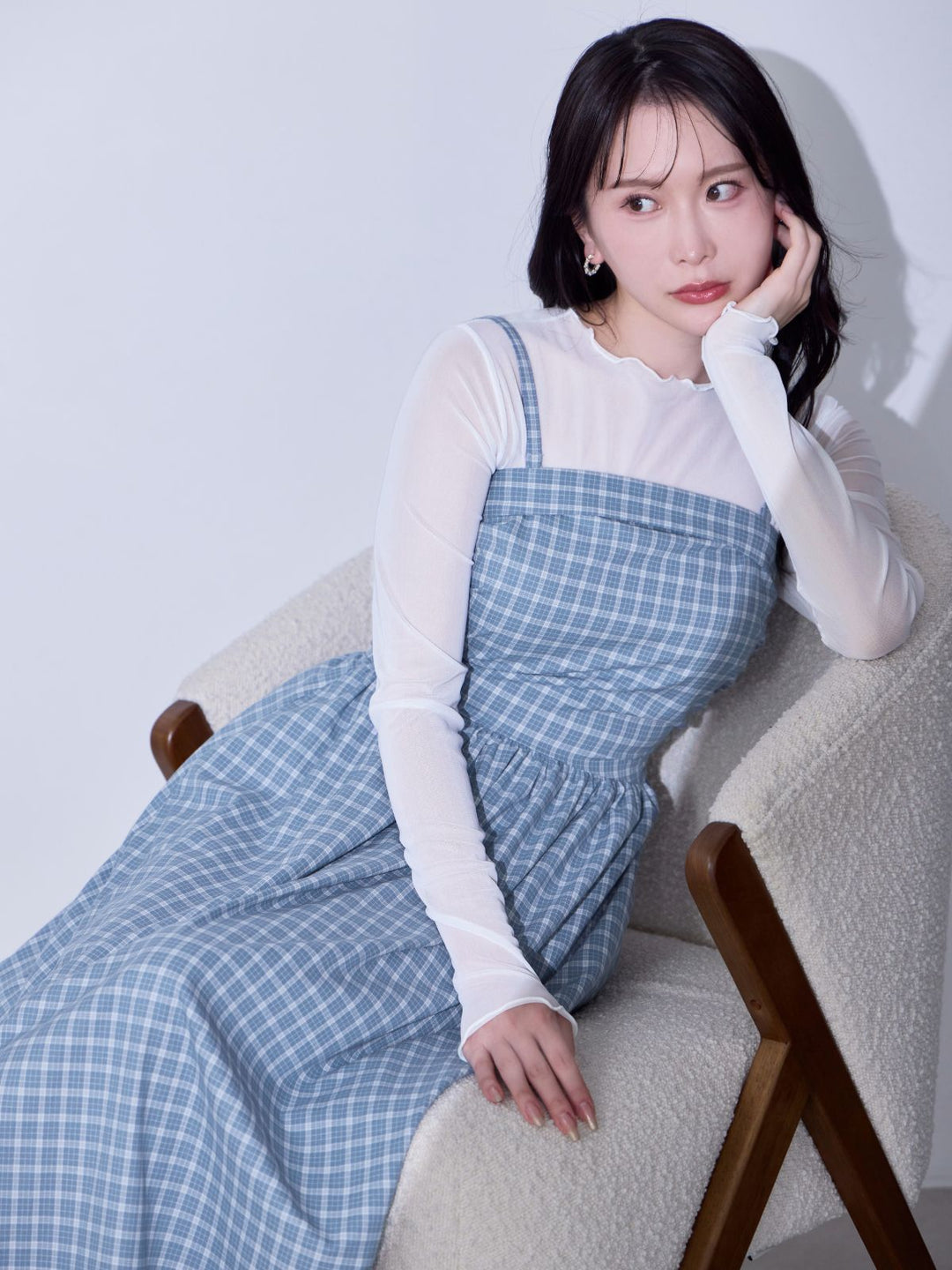 肩紐外せるチェックフレアワンピース：スモーキーブルー│胸が大きな