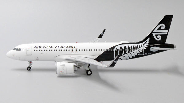 中国東方航空 AIRBUS A320neo 1:200 中国東方航空 AIRBUS A320neo 1