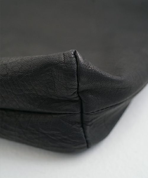 VU PRODUCT ヴウプロダクト 鹿革ショルダートート BLACK｜軽量ディア