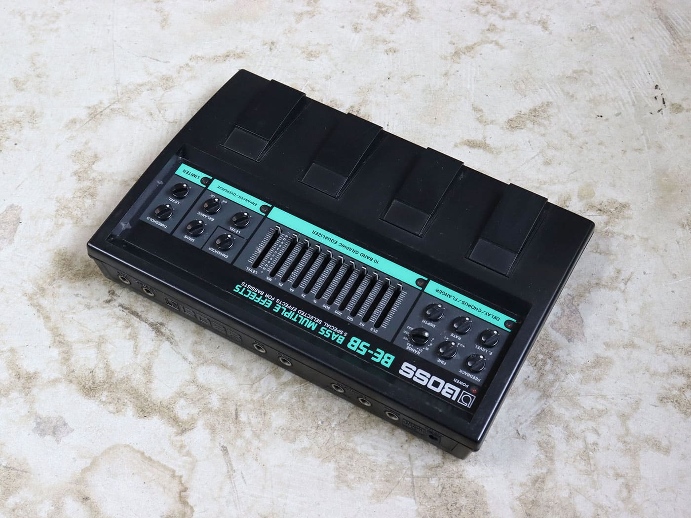 中古】BOSS BE-5B ベースマルチエフェクター - 神奈川県の中古楽器店