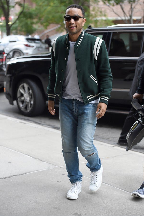 サンローランテディジャケット、ピンクは男の人が着るもんだなこりゃ