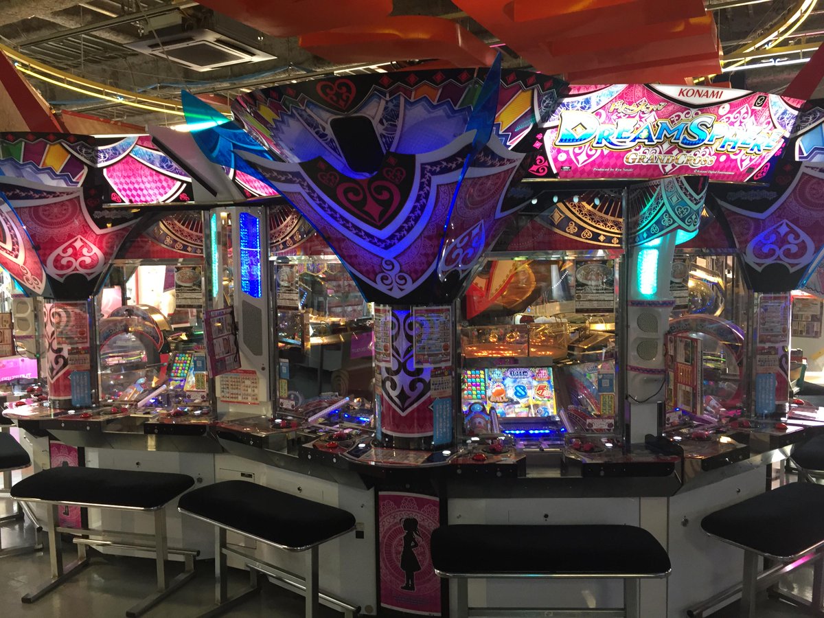 メダル】当店一番の大型メダル落としゲームは、 こちら「グランド