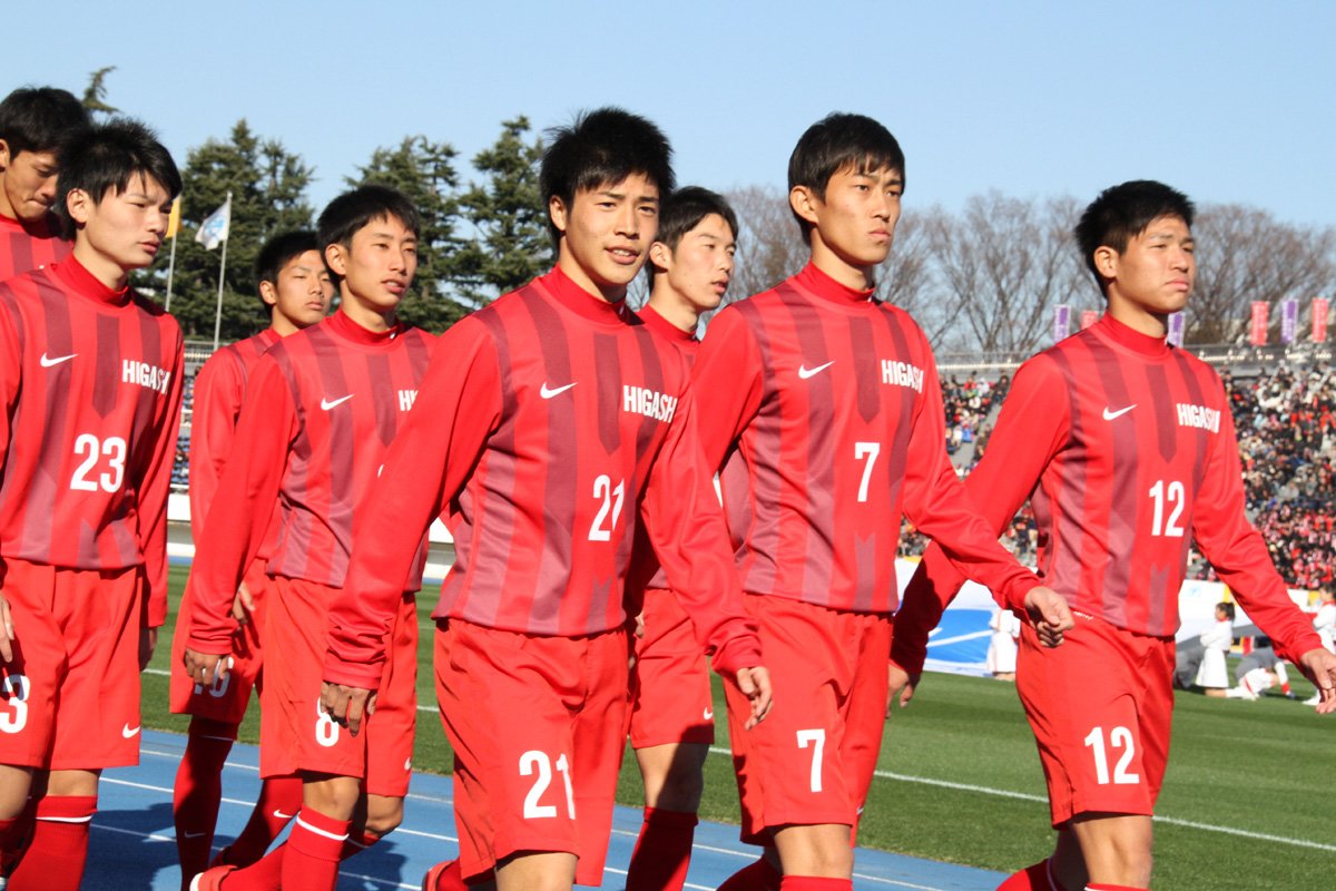 写真館】第94回全国高校サッカー選手権大会（開会式） 東福岡高校