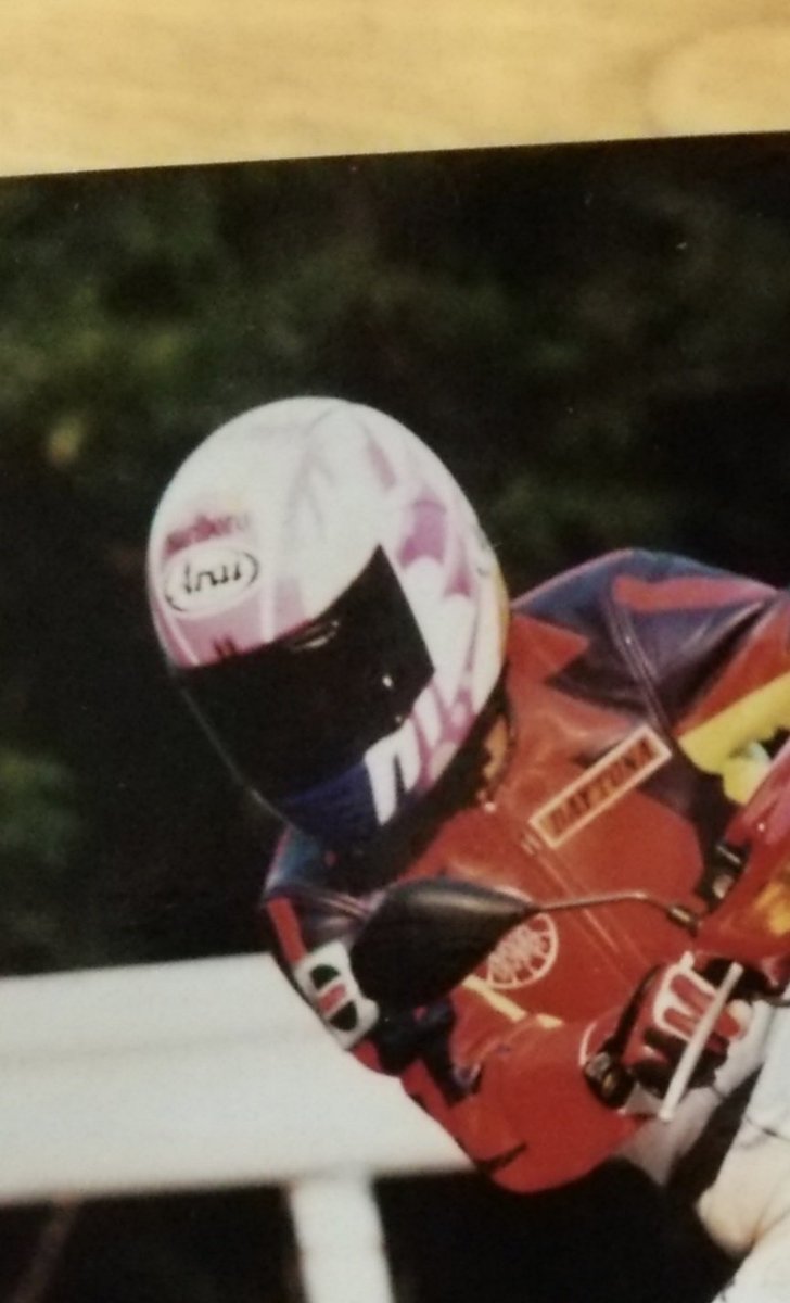 全国の走り屋を代表して言わせてもらいます。 Araiさん！この時代の