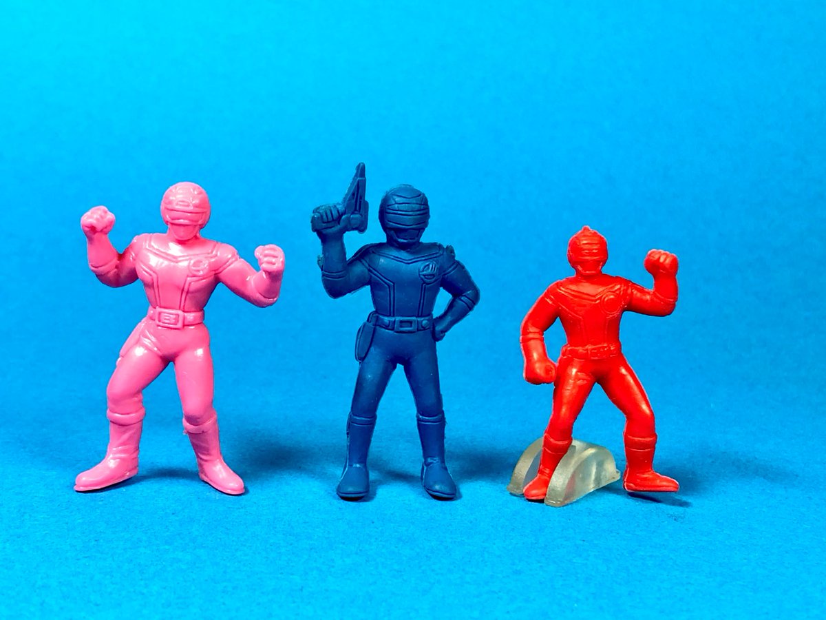 高速戦隊ターボレンジャー」昔のソフビや消しゴム人形をショップや