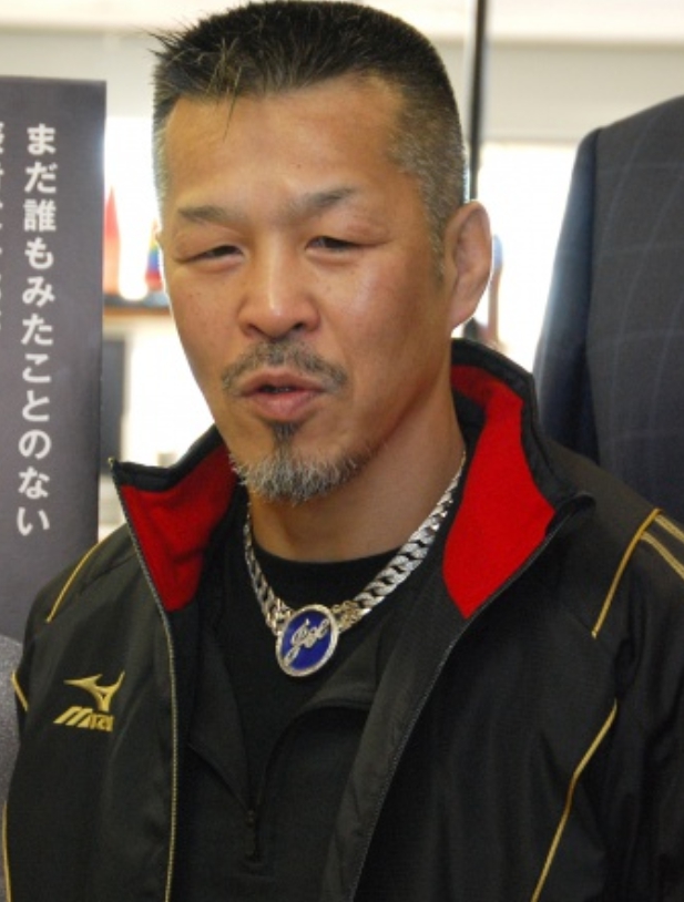 井上尚弥の爽やかなミズノに対しまして 辰吉丈一郎の男気ミズノ（笑）