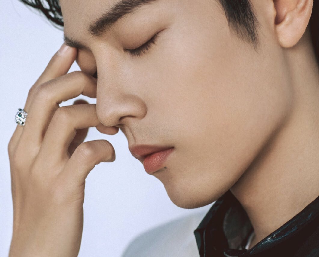 魏無羨役 肖戦（シャオ・ジャン） 1991年10月5日生まれ 28歳 183cm X玖