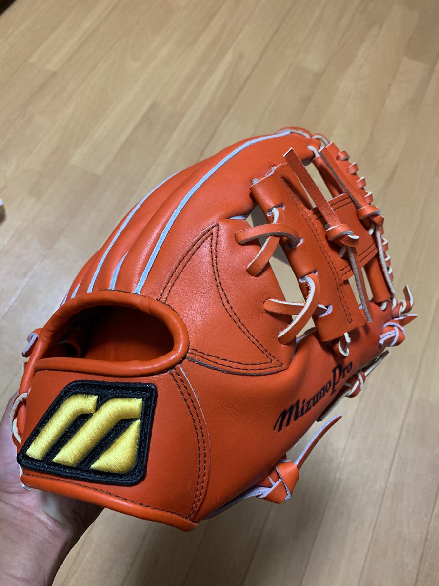 Mizuno ビックM硬式グローブ 最高峰をその手に。ミズノプロビッグM