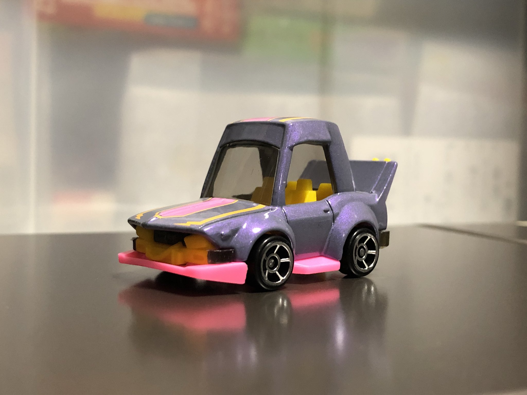 廃番】KARE / カレ｜Pig On Wheels デコフィギュア｜豚 荷車