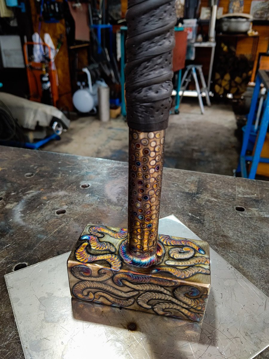 今回は溶接アートでオールステンレスハンマーを本気で自作してみた。