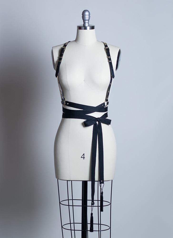 ホワイトベルト リボンハーネス