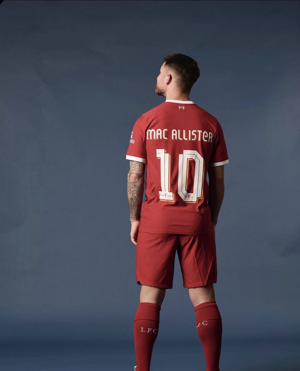 Alexis Mac Allister. Liverpool's new number 10. 🇦🇷