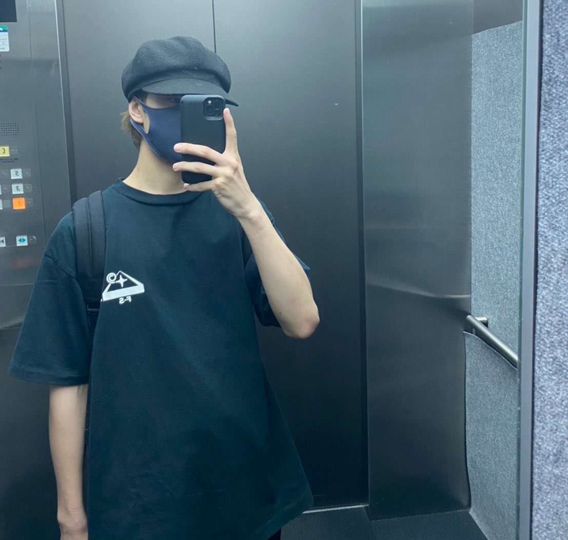 グッズ解禁されました✨ 皆さんこの 